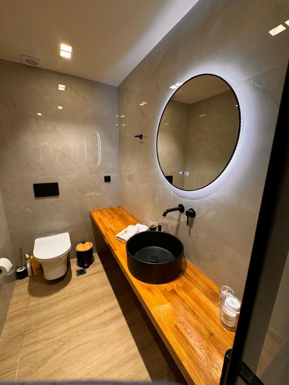 الشقق الفندقية أثينافي  Triple A - Near Ermou Shopping Street - Family Hospitality - Free Parking! المظهر الخارجي الصورة